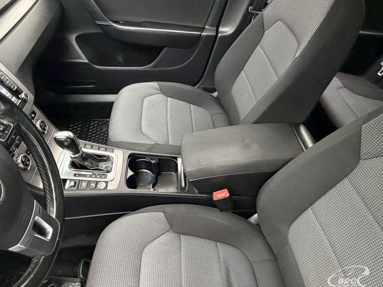 Volkswagen Passat | 39