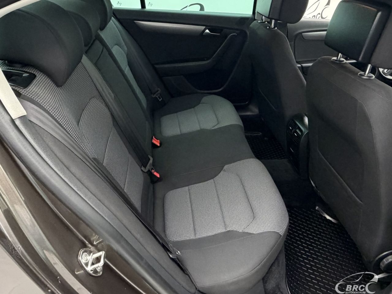 Volkswagen Passat | 17