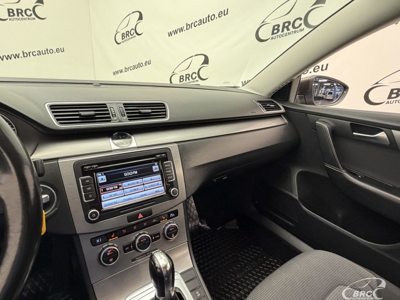 Volkswagen Passat | 45