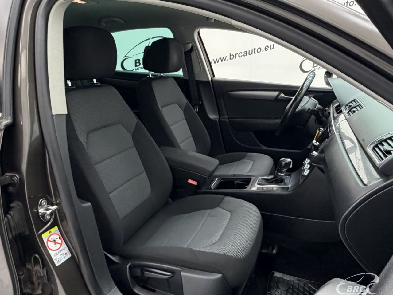 Volkswagen Passat | 11