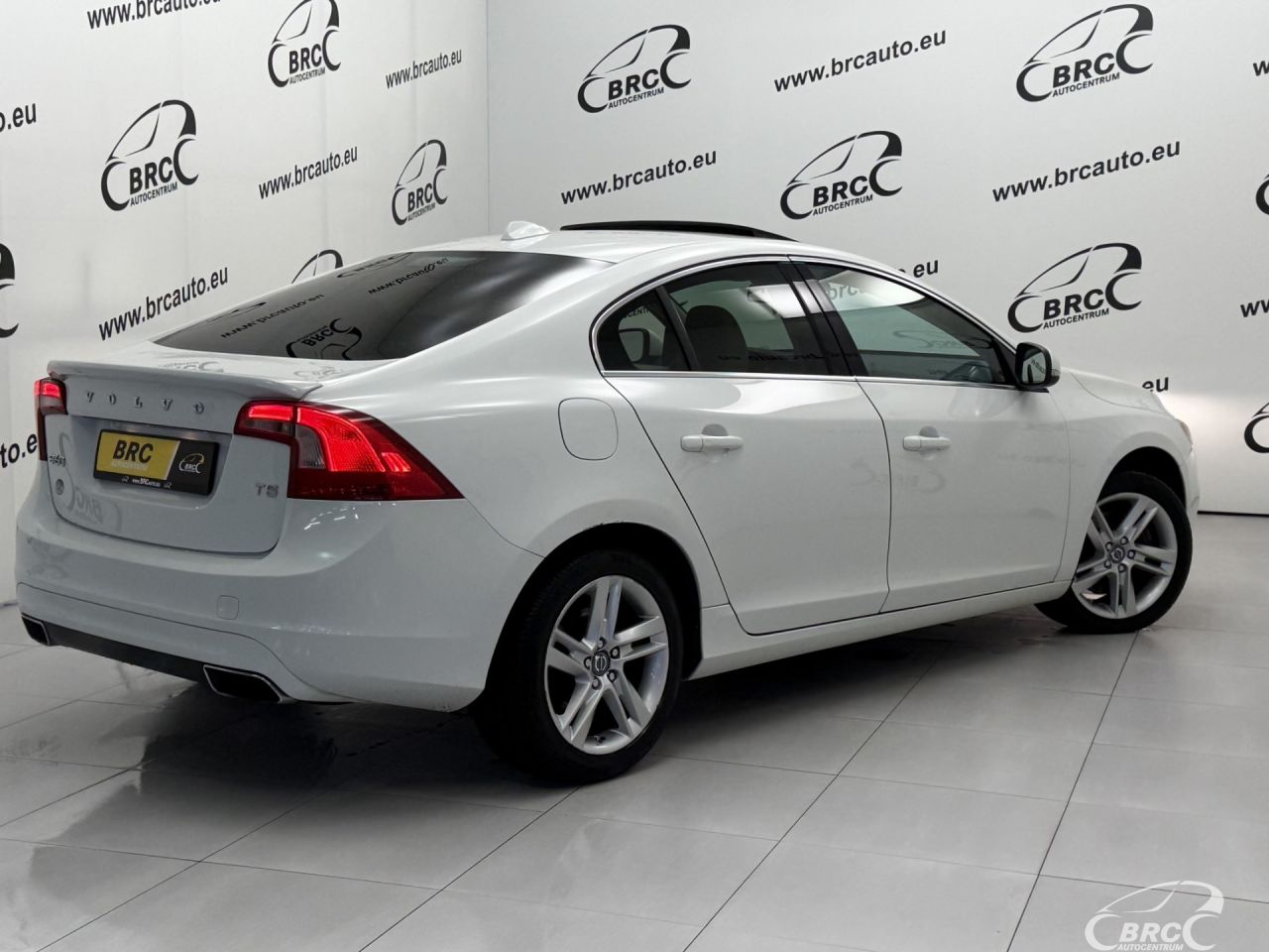 Volvo S60 | 1
