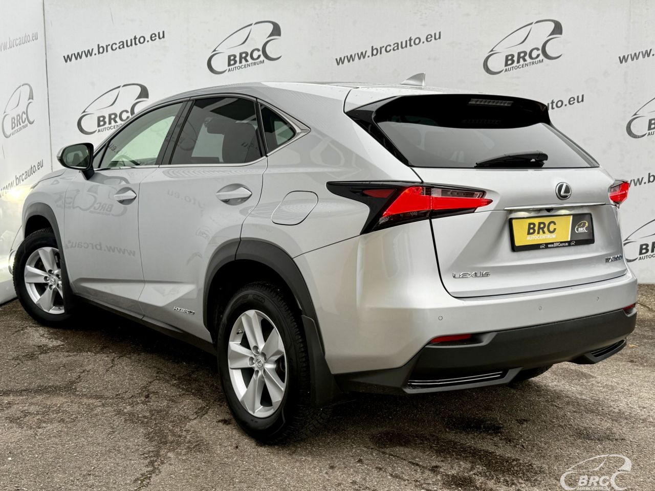 Lexus NX 300h | 51