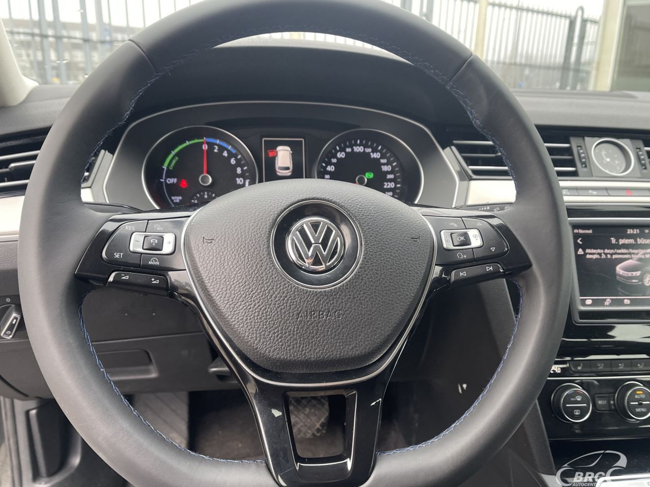 Volkswagen Passat | 19