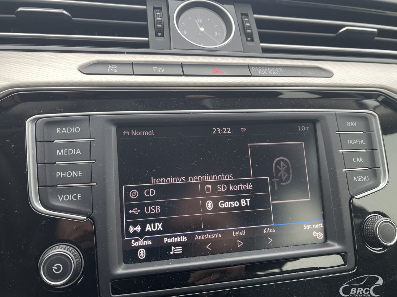 Volkswagen Passat | 28