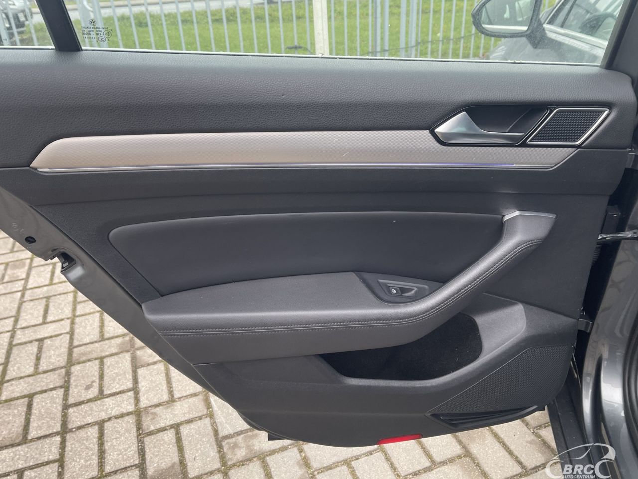 Volkswagen Passat | 11