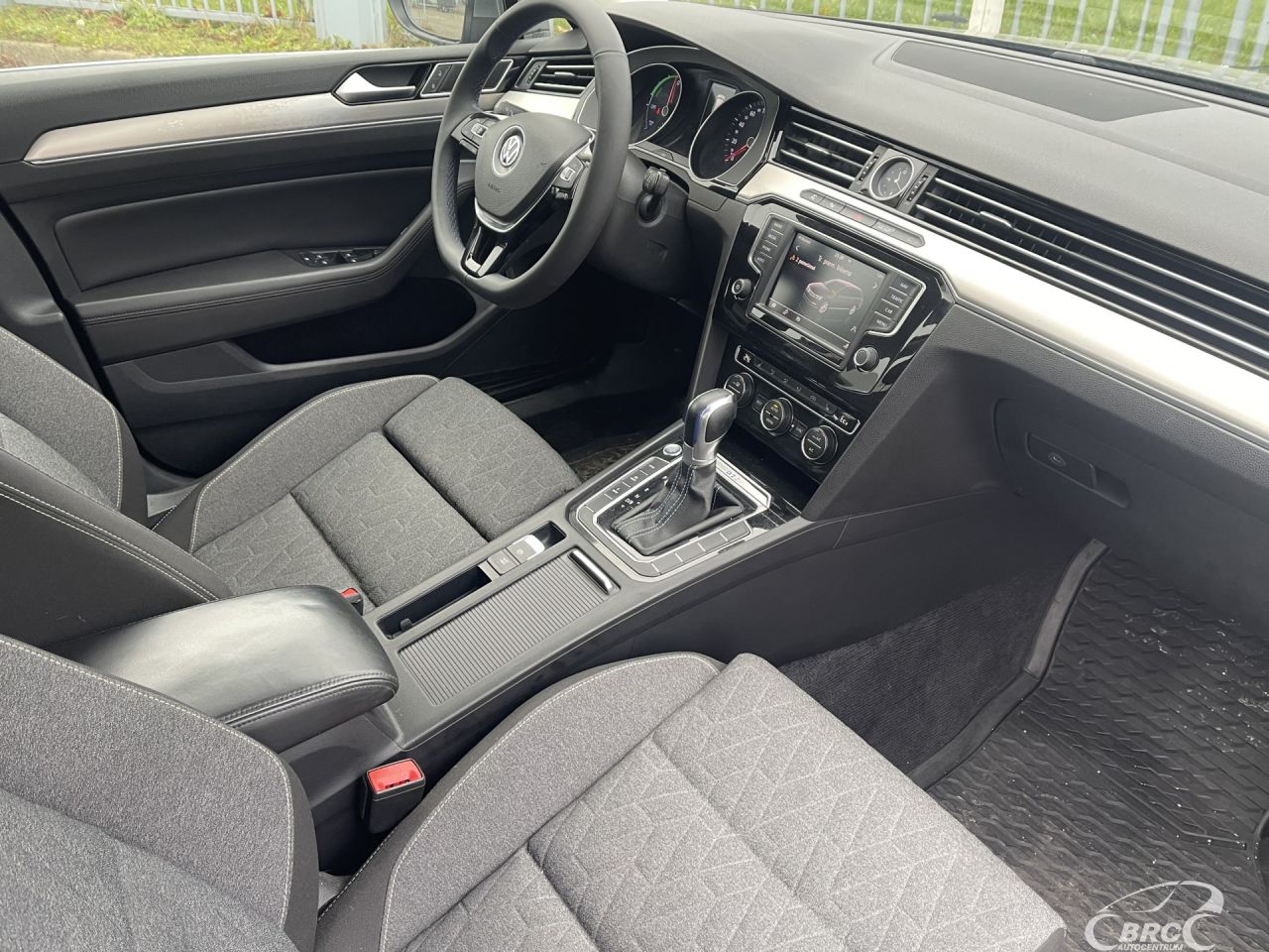 Volkswagen Passat | 4