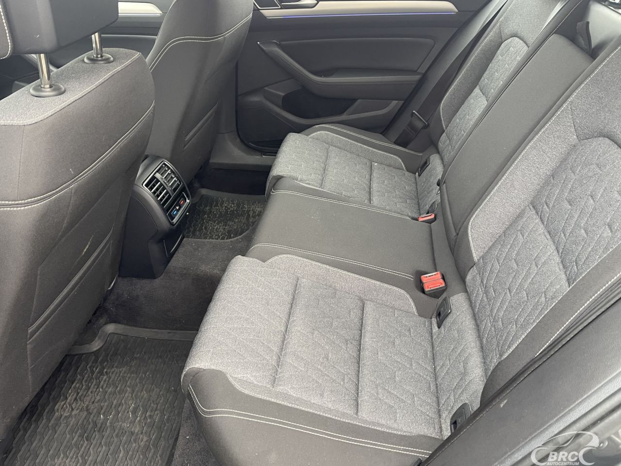Volkswagen Passat | 13