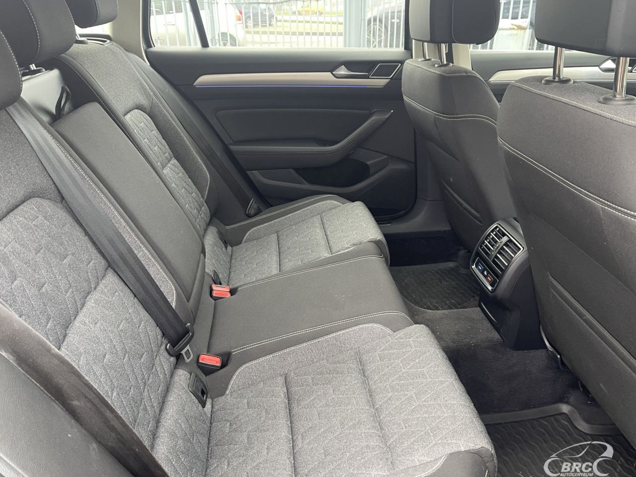 Volkswagen Passat | 8