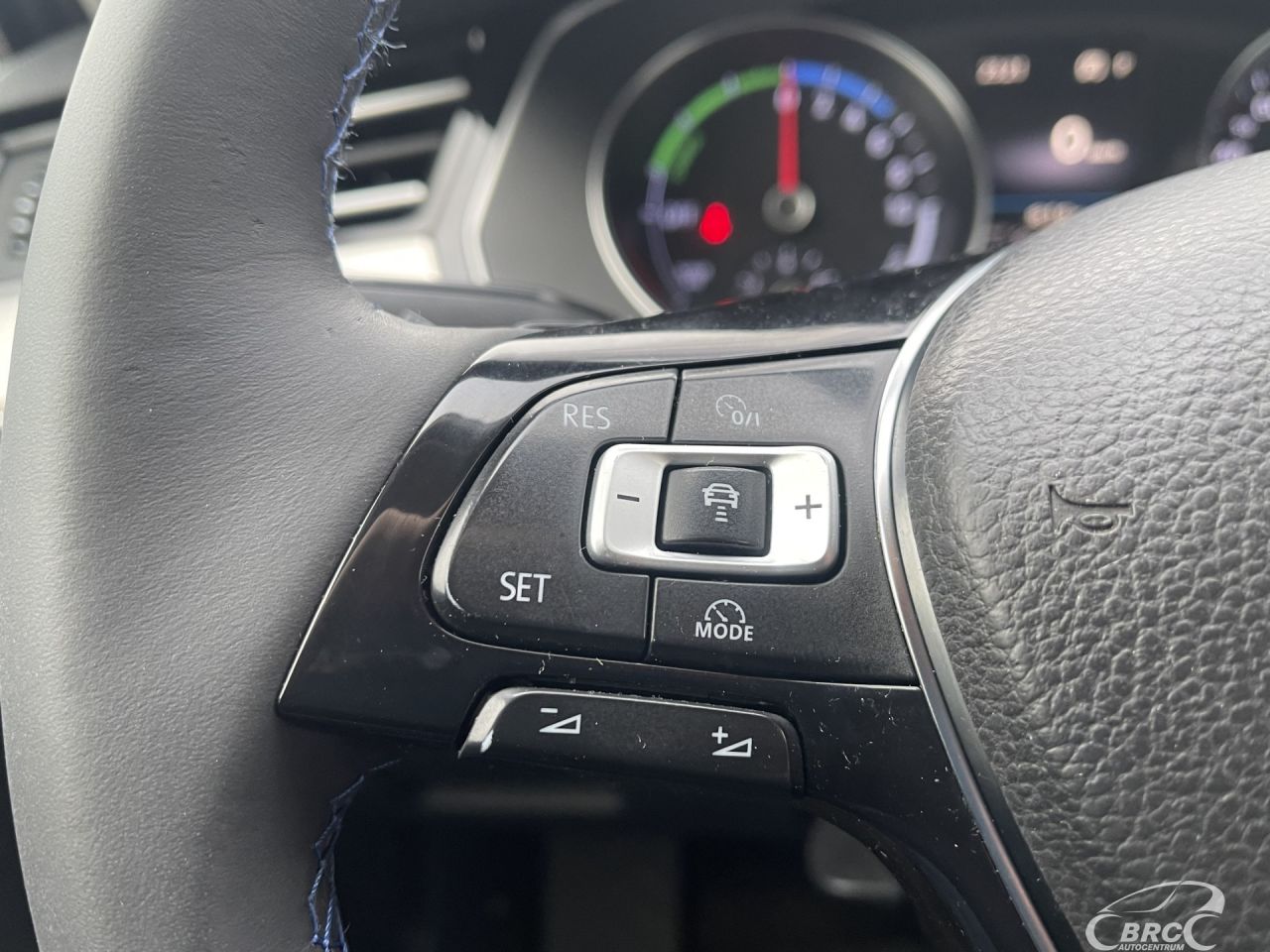 Volkswagen Passat | 18