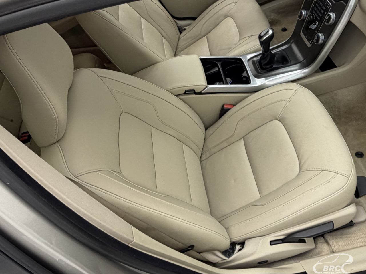 Volvo V70 | 7