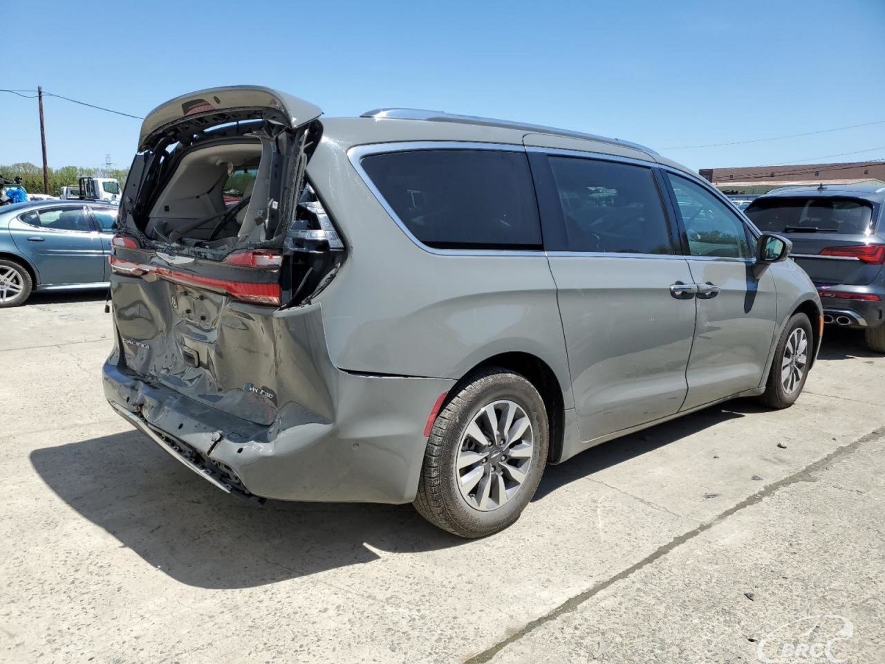 Chrysler Pacifica | 35