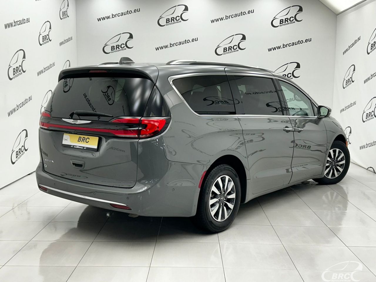 Chrysler Pacifica | 1