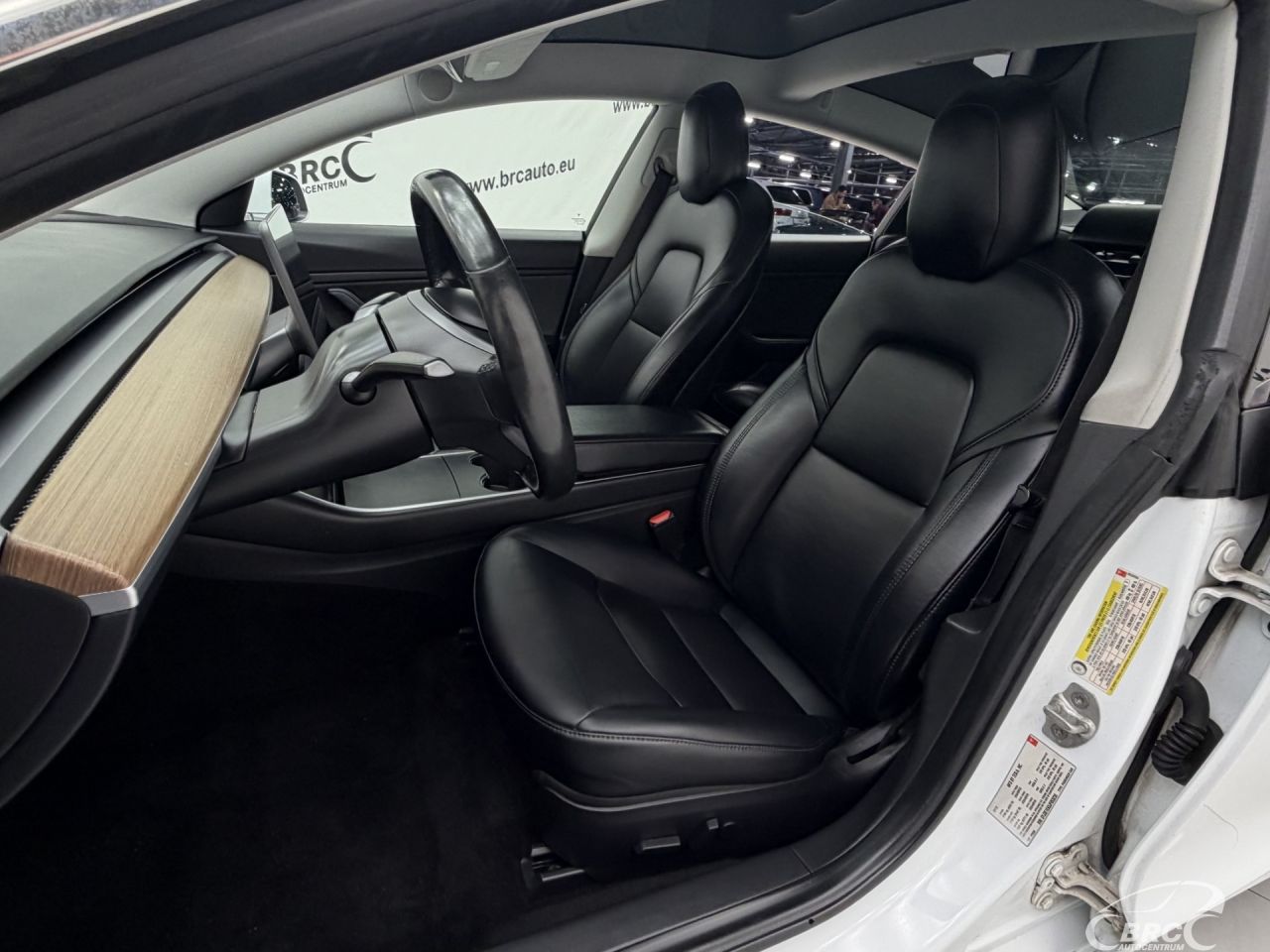 Tesla Model 3 | 19