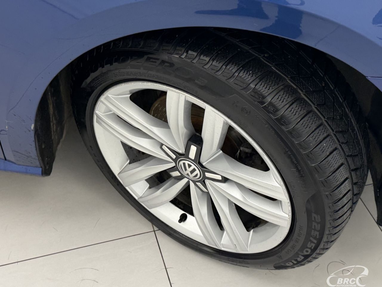 Volkswagen Passat | 42