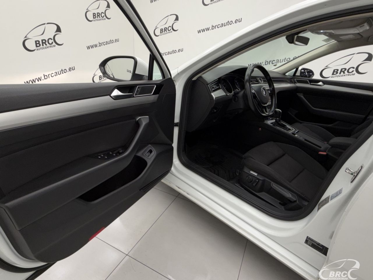 Volkswagen Passat | 18