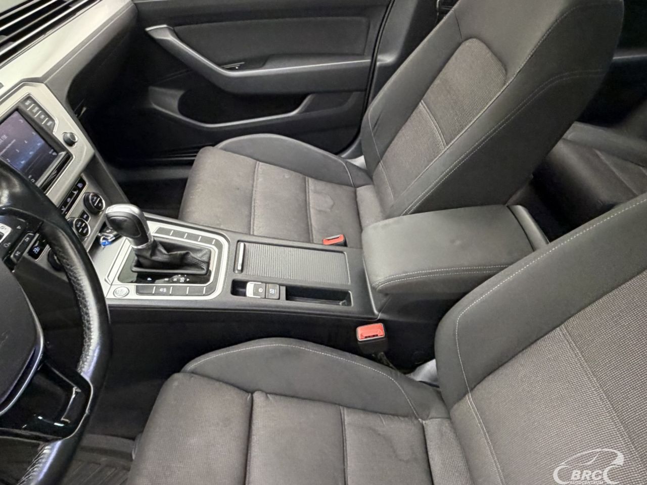 Volkswagen Passat | 23