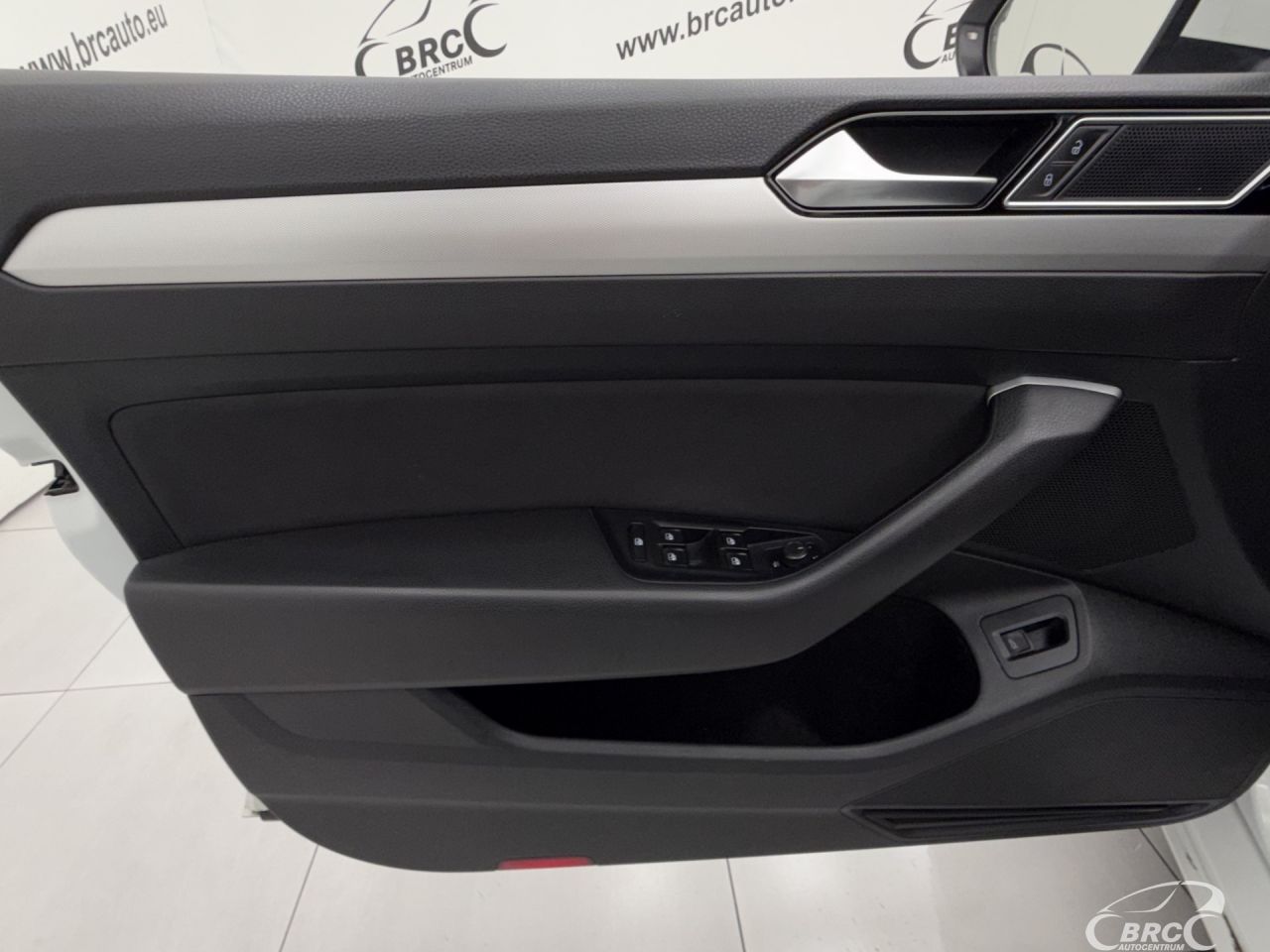 Volkswagen Passat | 19