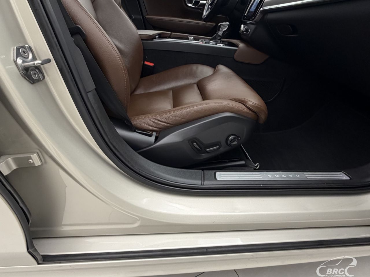 Volvo V90 | 5