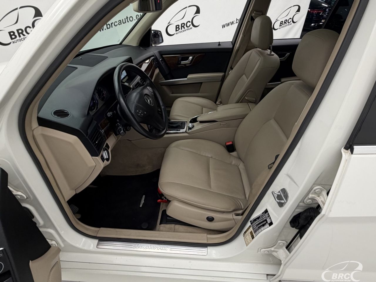 Mercedes-Benz GLK350 | 20