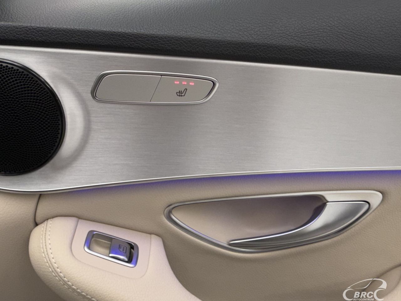 Mercedes-Benz C180 | 8