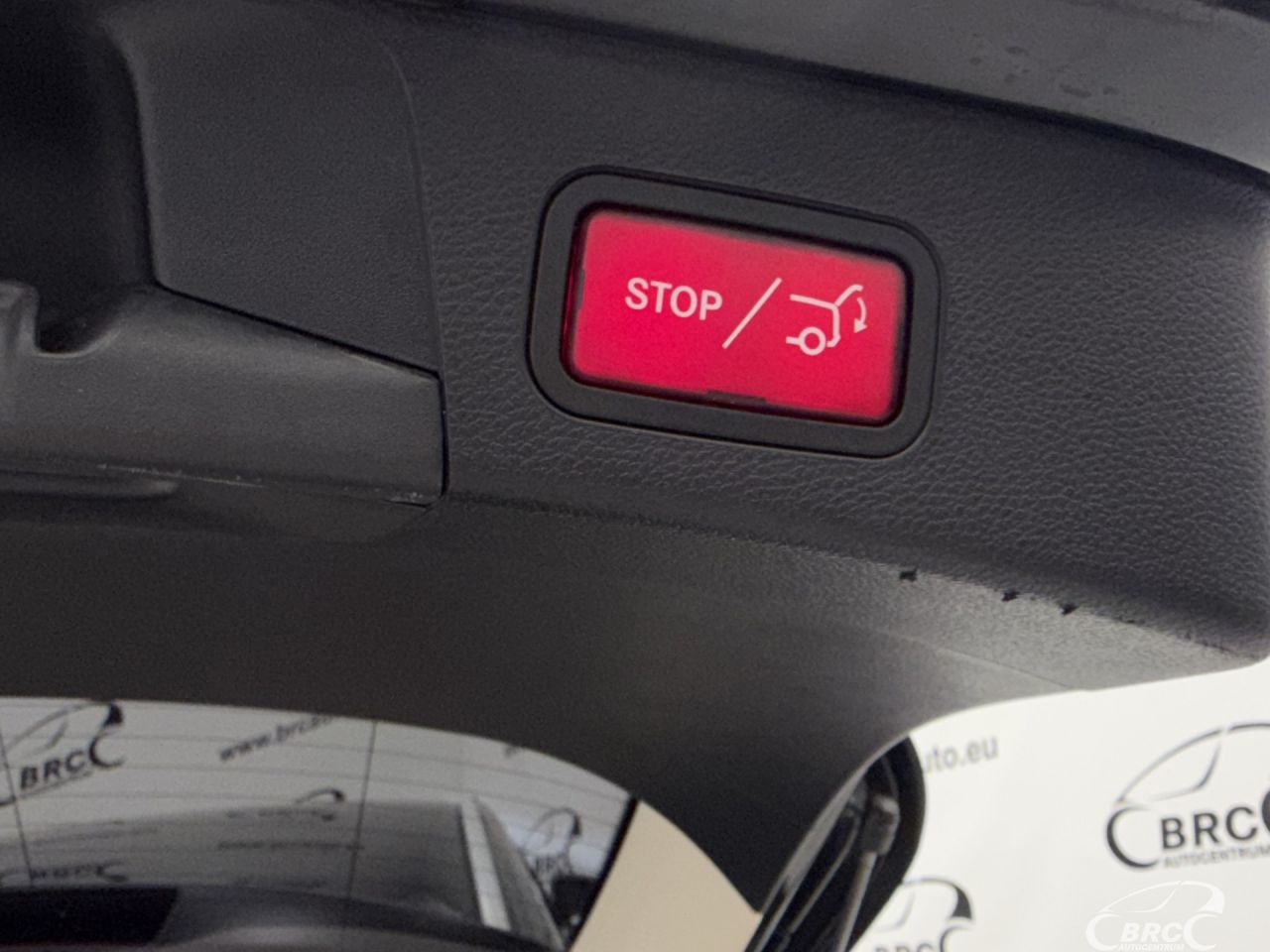 Mercedes-Benz C180 | 51