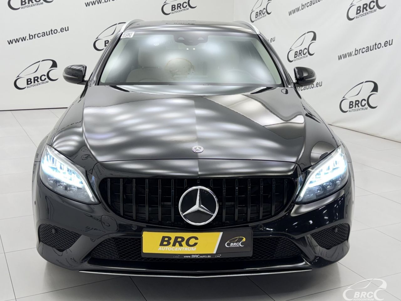 Mercedes-Benz C180 | 55