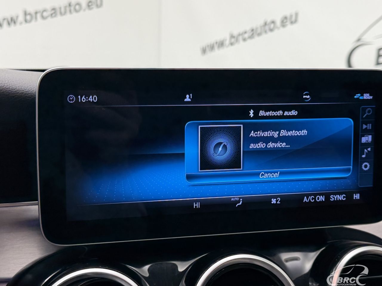 Mercedes-Benz C180 | 44