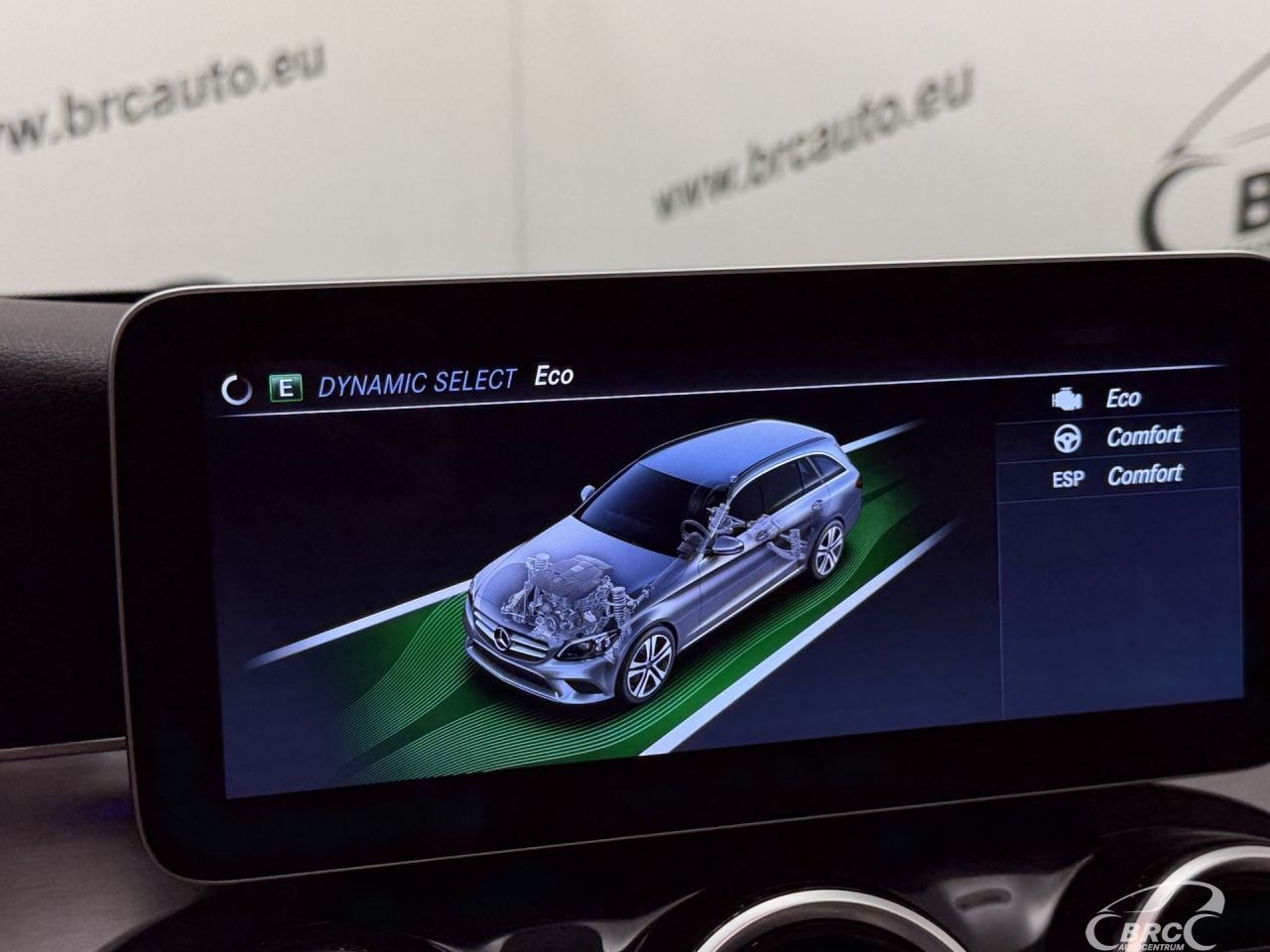 Mercedes-Benz C180 | 38