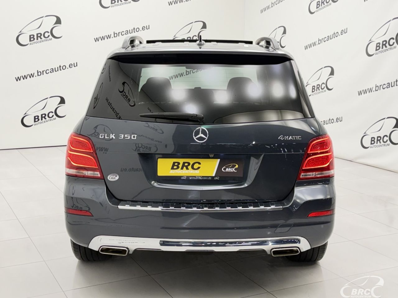 Mercedes-Benz GLK350 | 44