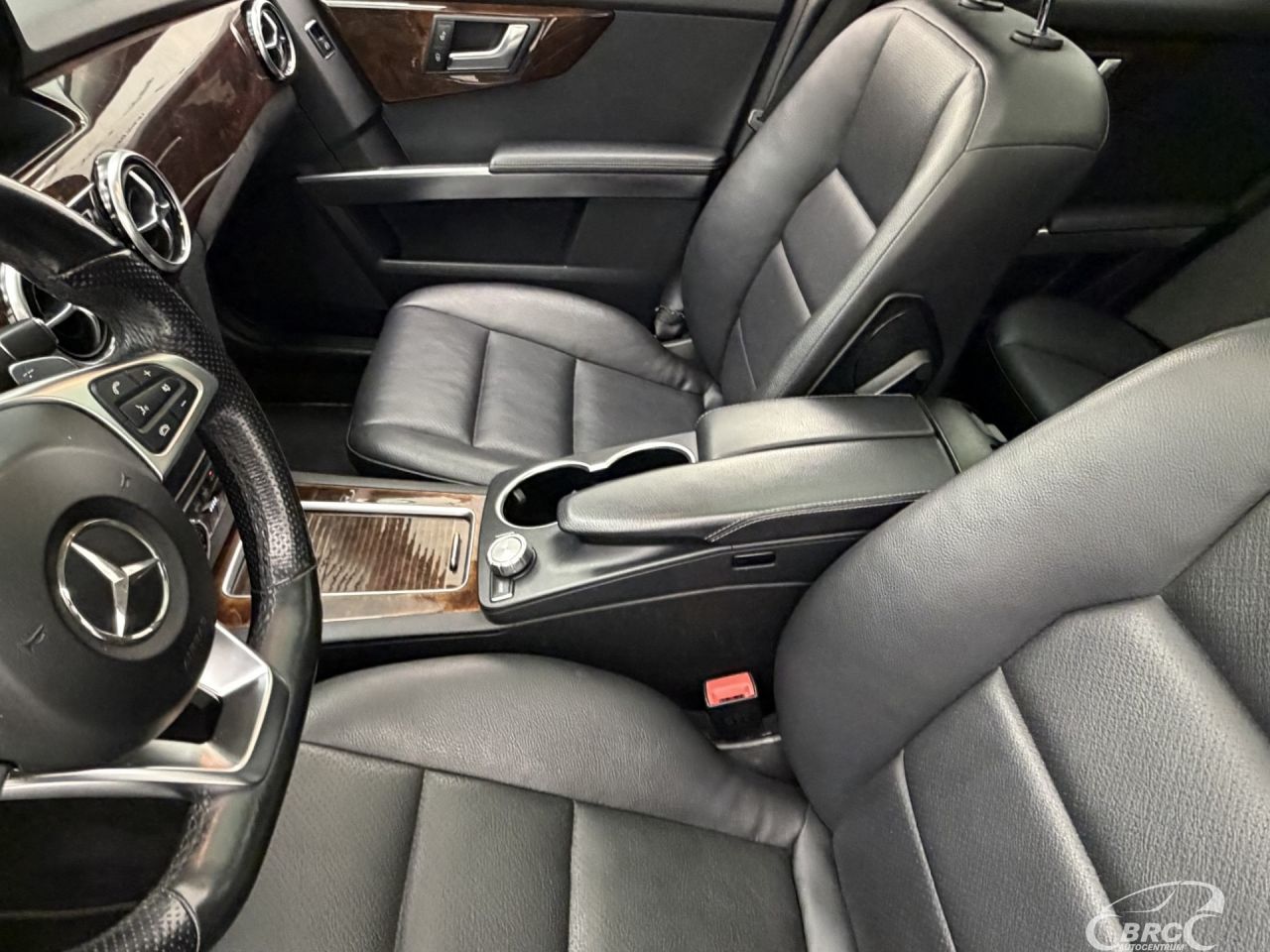 Mercedes-Benz GLK350 | 22