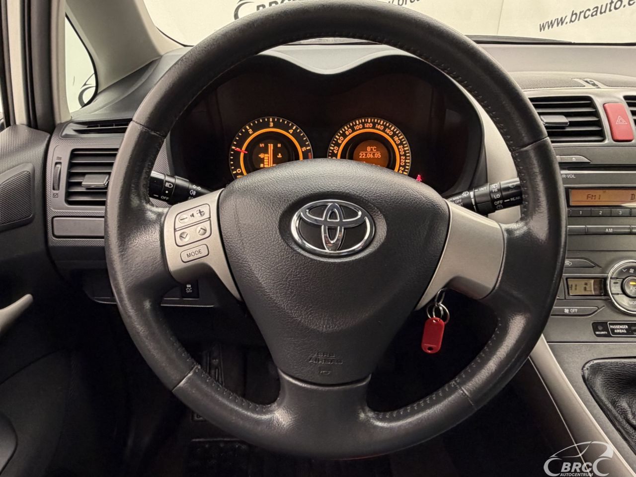 Toyota Auris | 25