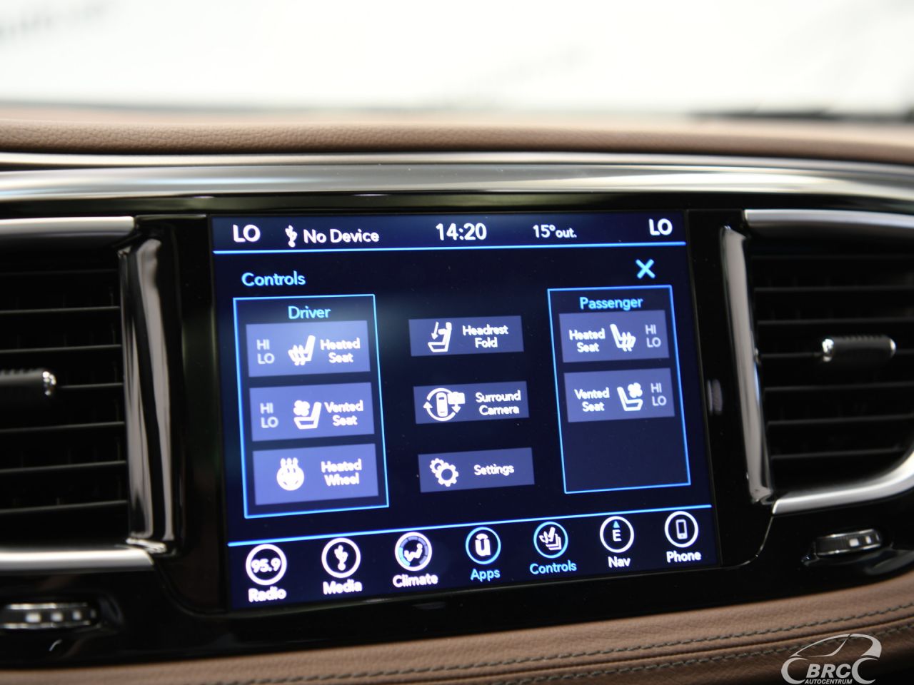 Chrysler Pacifica | 42