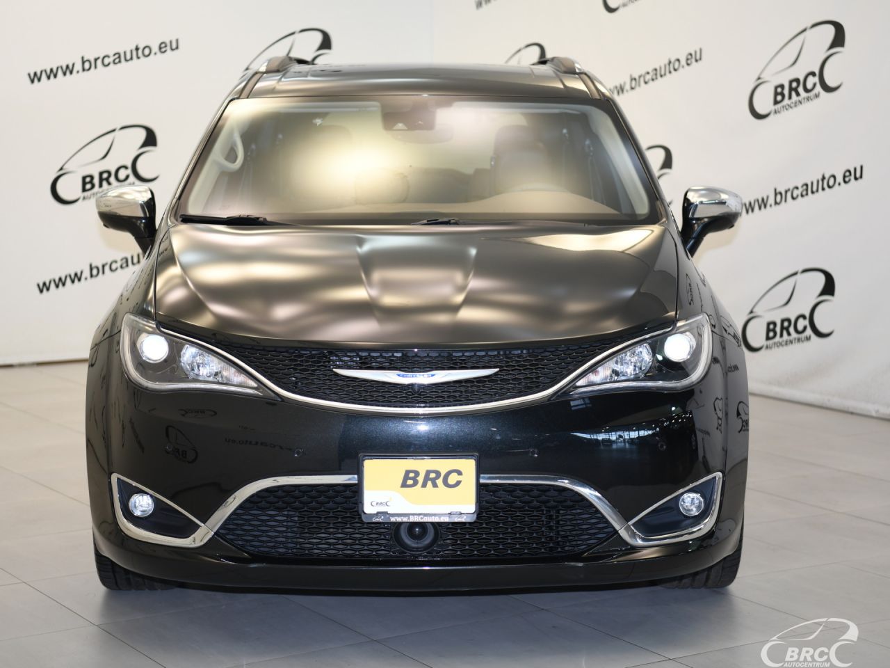 Chrysler Pacifica | 53