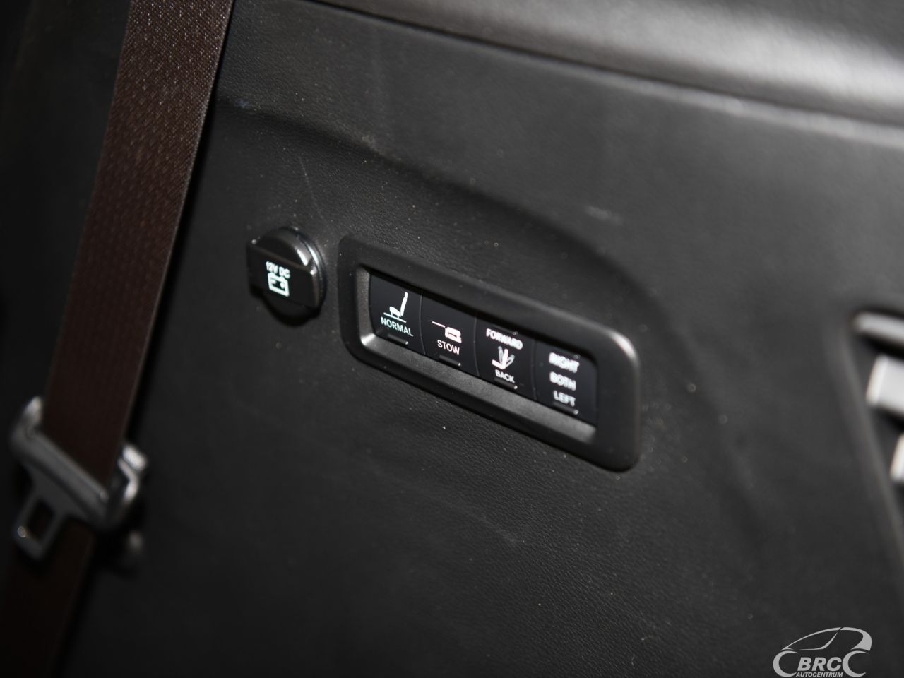 Chrysler Pacifica | 48