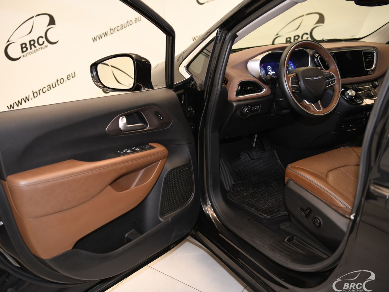 Chrysler Pacifica | 22