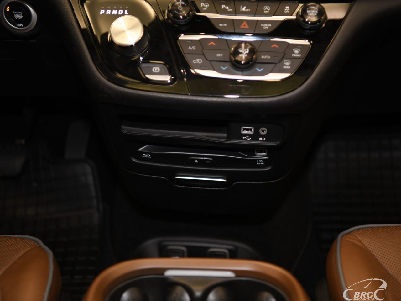 Chrysler Pacifica | 21