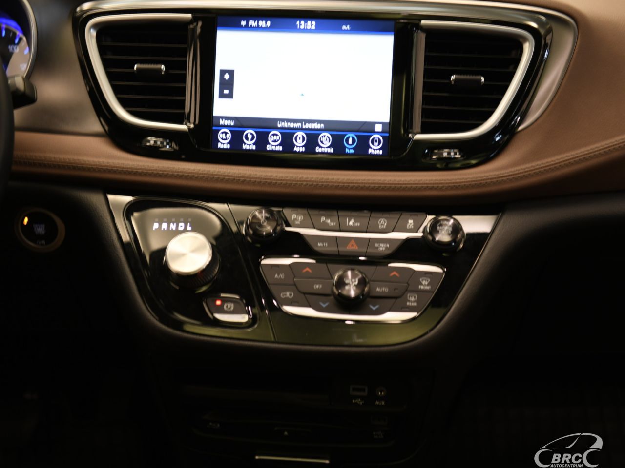 Chrysler Pacifica | 20