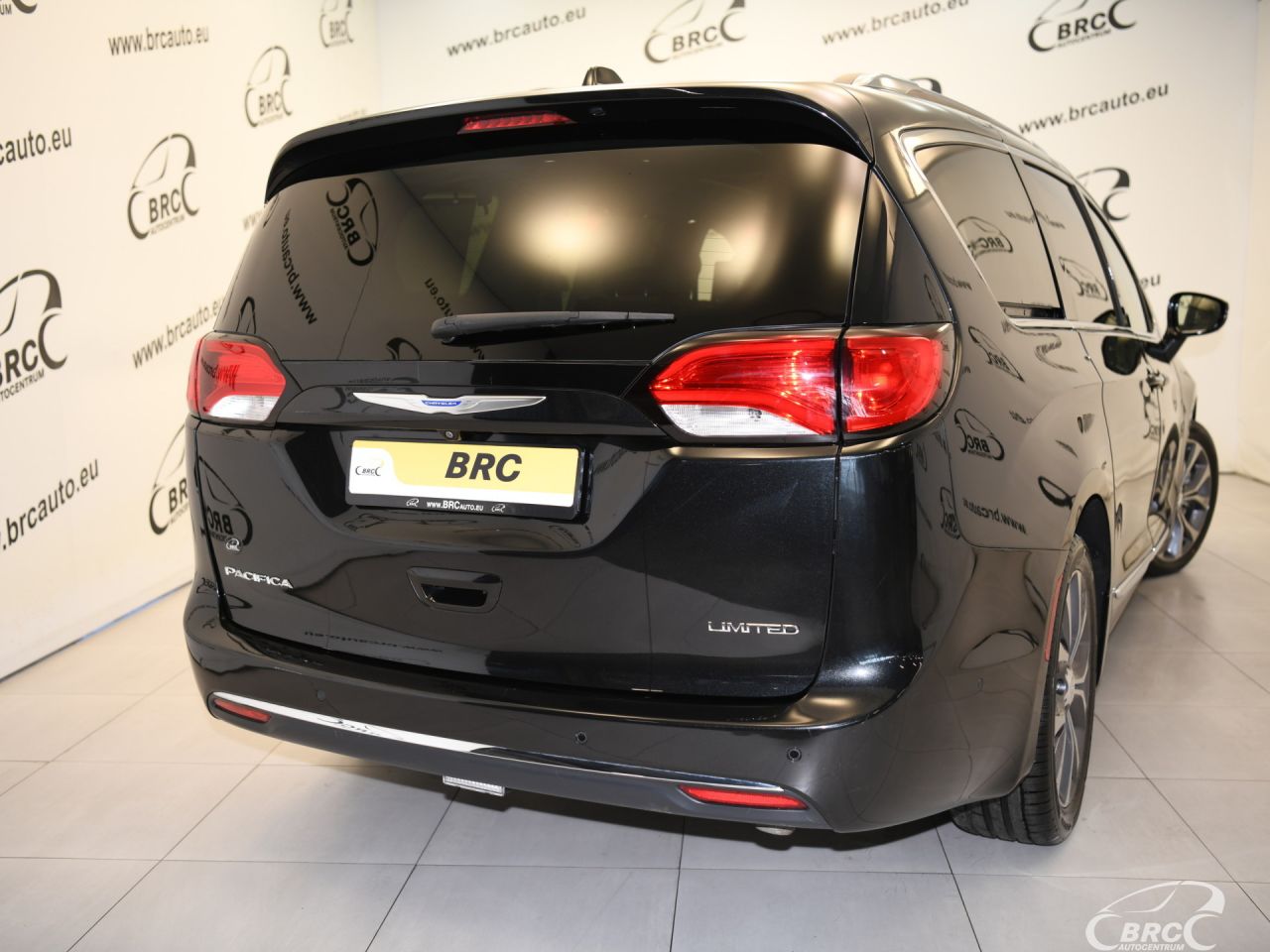 Chrysler Pacifica | 52