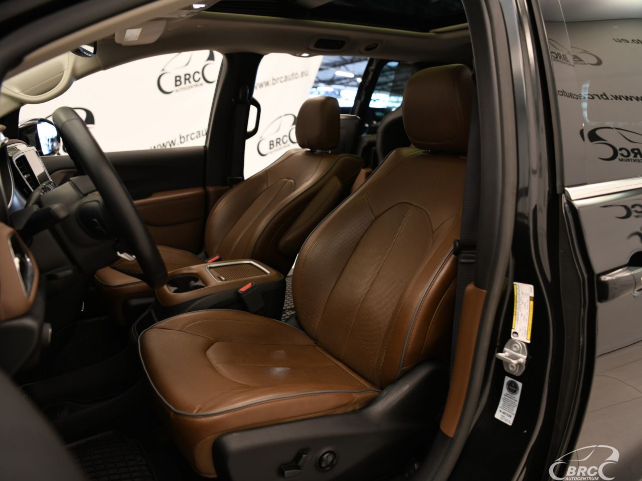 Chrysler Pacifica | 26