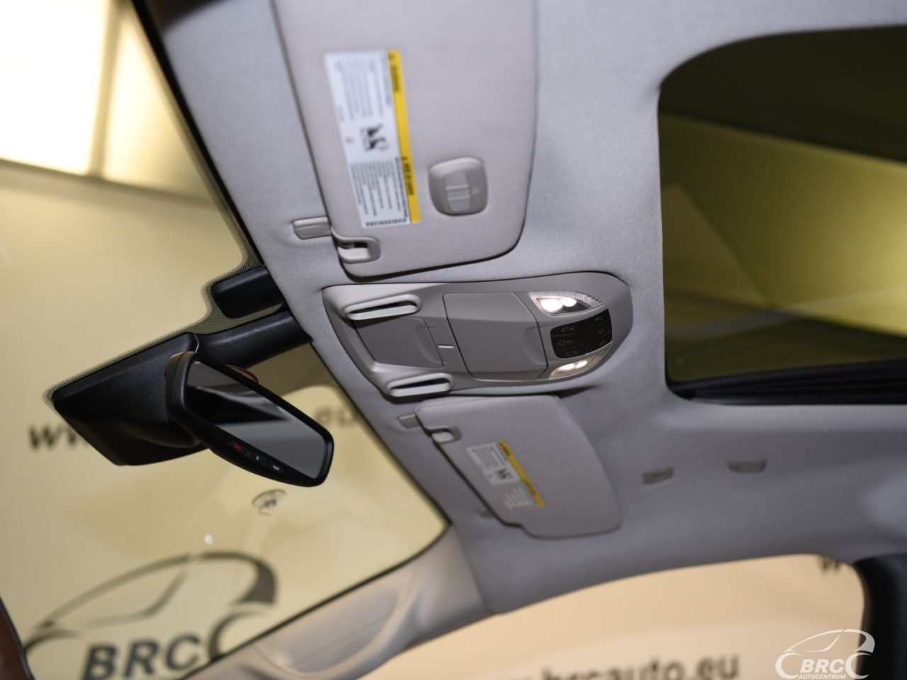 Chrysler Pacifica | 28