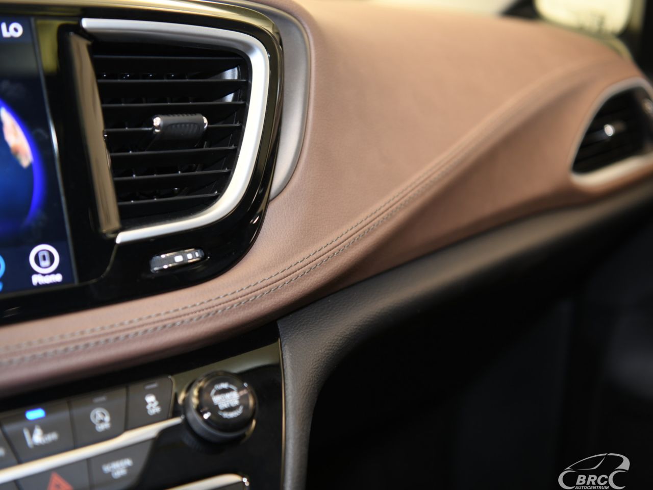 Chrysler Pacifica | 31