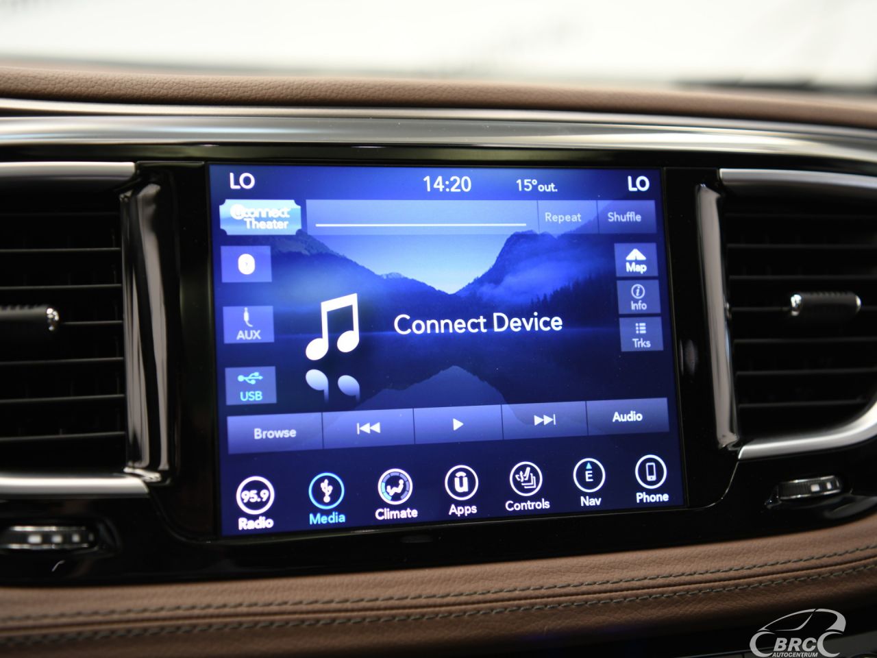 Chrysler Pacifica | 39