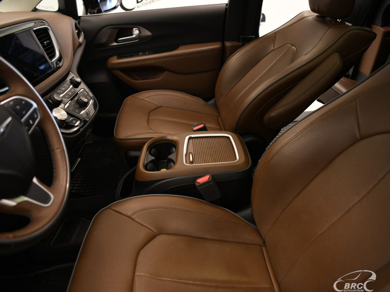 Chrysler Pacifica | 27