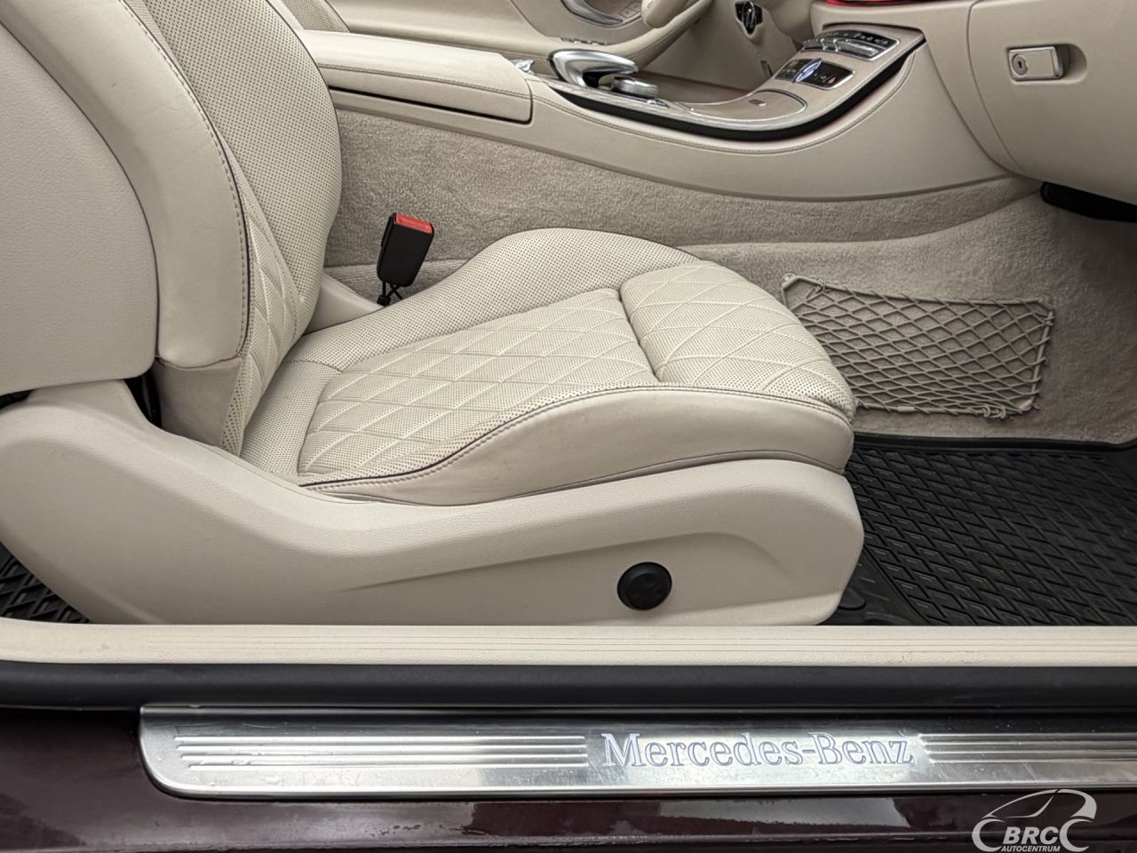 Mercedes-Benz E400 | 7