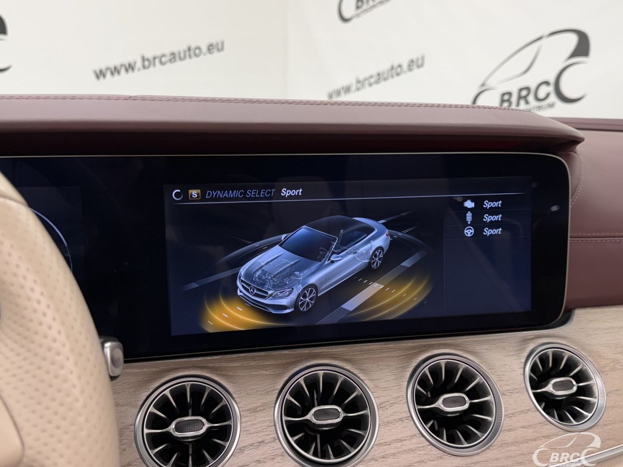 Mercedes-Benz E400 | 47