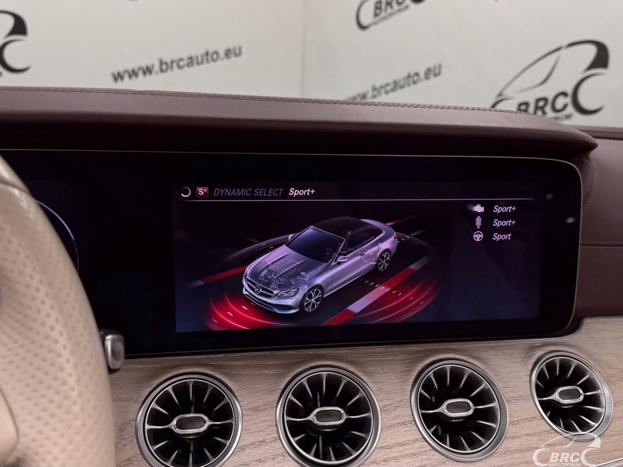 Mercedes-Benz E400 | 48