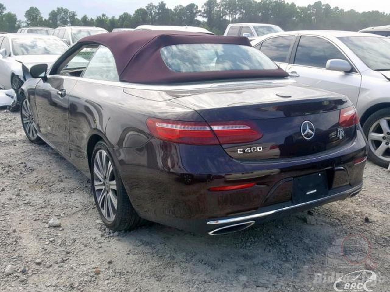 Mercedes-Benz E400 | 71