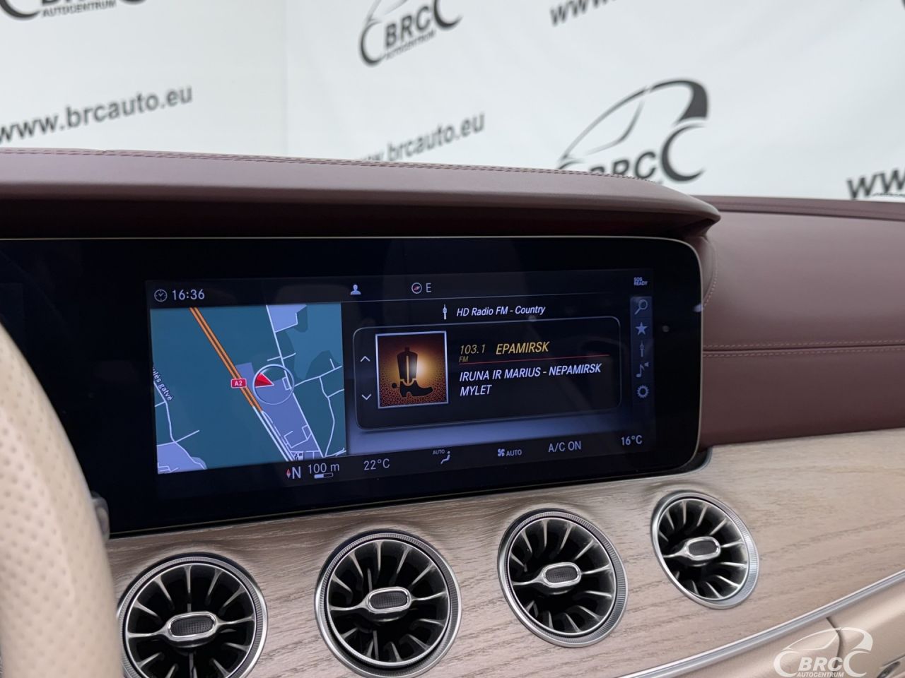 Mercedes-Benz E400 | 37