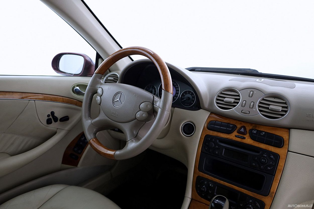 Mercedes-Benz CLK200 | 4