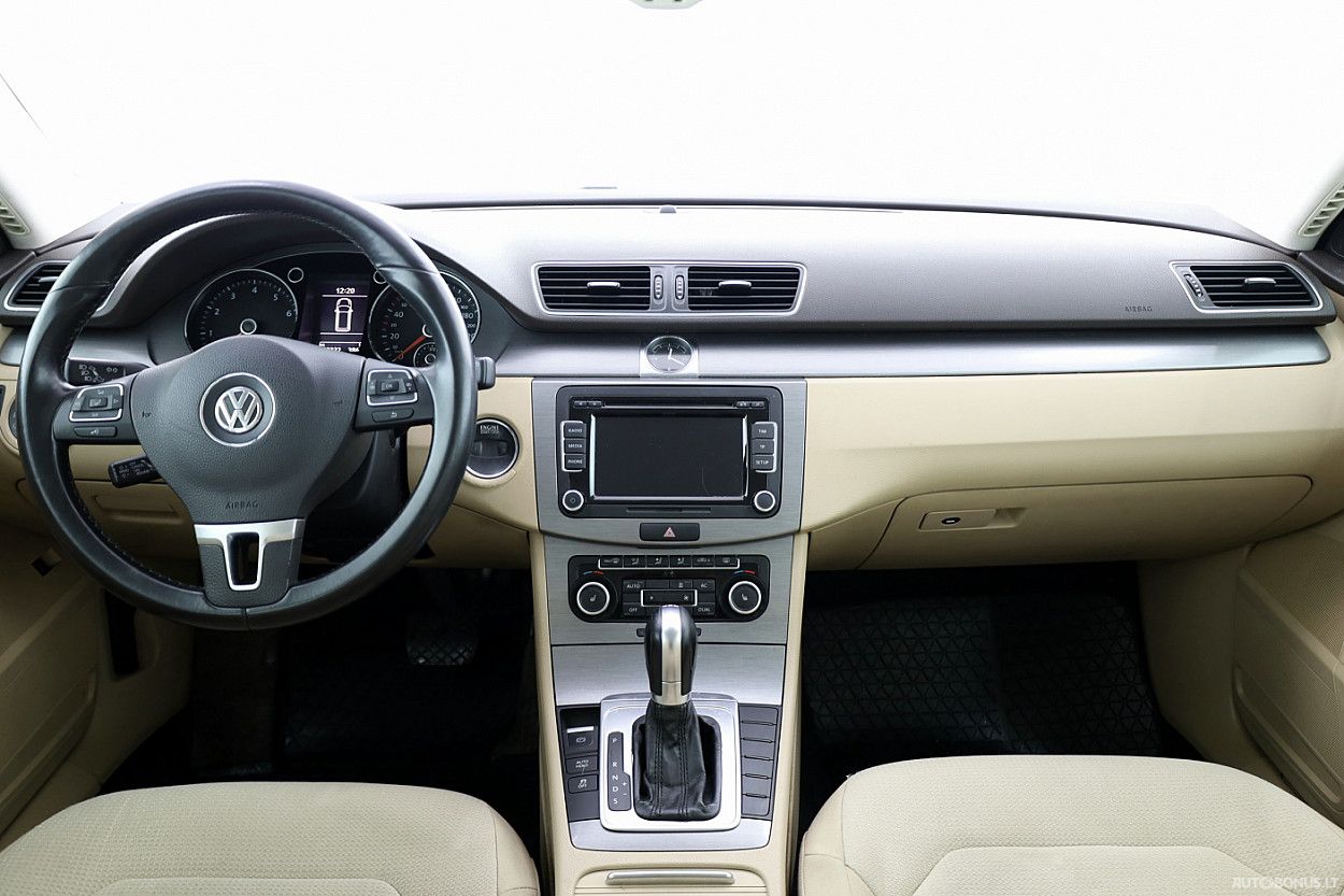 Volkswagen Passat | 4
